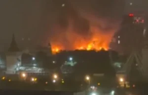 (Видео) Изгоре голем туристички комплекс во Москва