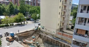 Свлечиште на градилиште во Скопје: Оштетена инфраструктура, кабли за струја