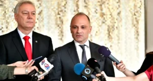 (Видео) Филипче: Продолжувањето на преговорите зависи само од власта која свесно го загрозува европскиот пат со лажен патриотизам