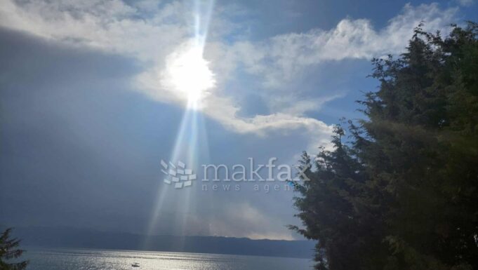 Ohrid-oblaci-i-sonce-1