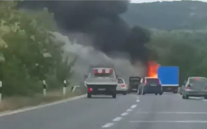 pozar-avtobus