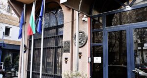 Амбасада на Бугарија во Скопје: Најнастојчиво молиме да не се блокираат граничните премини или патиштата меѓу Бугарија и Северна Македонија