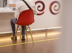 Месечниот број на издадени електронски услуги зголемен за 892 отсто