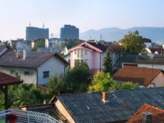 Експлозија во камион за смет во Бања Лука