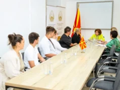Родители на деца со канцер повикаа на финансиска поддршка од државата на средбата со Сиљановска-Давкова