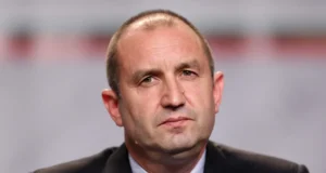 Бугарија повеќе нема да испраќа оружје во Украина: Оваа војна нема да се реши на бојното поле