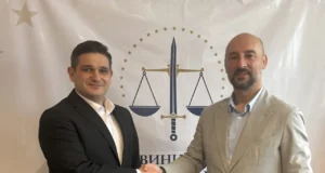 Савески со директорот на Финансиската полиција: Борбата против финансискиот криминал и корупцијата во фокусот