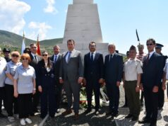 (Видео/Галерија) Кај споменикот на генерал-мајор Константин Каварналиев во близина на Дојран, беше одбележана 113-та годишнина од неговата смрт