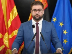 (Видео) „СДС и Левица во коалиција за блокада на Изборниот законик, ниските рејтинзи на двете партии го вклучи алармот“, вели Манасиевски