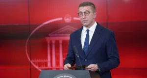 СДСМ: Сите лаги на Мицкоски паднаа во вода – без разлика на предлозите за нова динамика, мора да се почитуваат европските правила