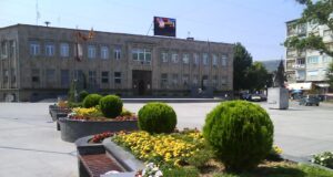 Во Кавадарци отворена канцеларија за поддршка и советување за родители и деца