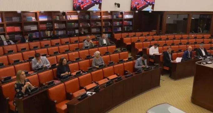 komisii-za-zakonot-za-obviniteli-i-sudii-51