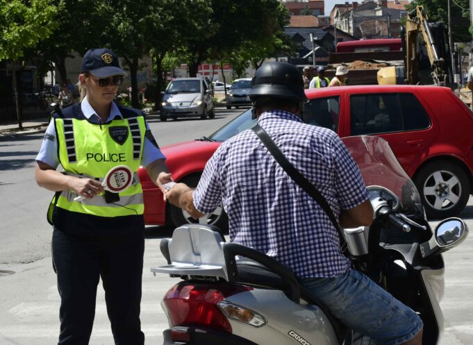 policija