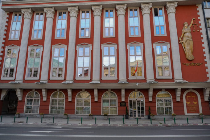 pravda4-2