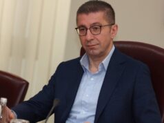 Мицкоски сака засилена соработка со Интерпол? Нека почне од себе и својата криминална група ВМРО, порачуваат од СДСМ