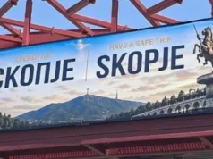 Отстранет билбордoт на влезот на Скопје по реакциите во јавноста