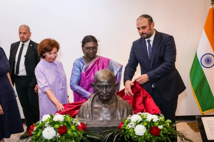 mahatma-gandi-skopje