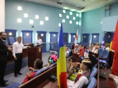 Меџити ги пречека делегациите на „Фолк Фест“ во Општина Чаир