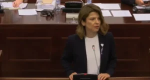 Лукаревска: Со ребалансот власта ја турка државата во нови долгови