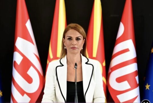 Поповиќ: Над 5.000 заболени, 22 дена вода со фекалии а Мицкоски и ВМРО-ОКГ слават во Гостивар