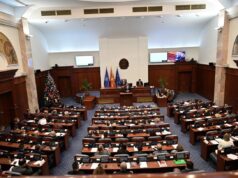 „ВМРО и ДУИ договориле блокада на Собранието како алиби за предвремени избори“, вели Филипче