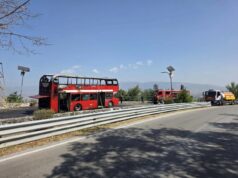 ДЗС со детали за автобусот на ЈСП кој се запали на Средно Водно, огнот го гаселе 7 пожарникари