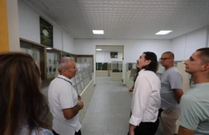 Министерот Сулејмани во посета на културните установи во Струга