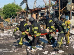 (Видео) Масакр во Украина: Русите ракетираа преполна раскрсница, многу мртви