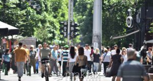 Мицкоски има милиони евра за спектакли, тендери и луксуз, но за граѓаните нуди трошки, велат од СДСМ