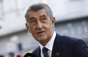 Чешкиот премиер: Ќе ѝ помогнеме на Полска ако Русија ја нападне