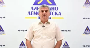 (Видео) Чилиманов: ЛДП му нуди помош на неспособното ЈО, отворете експресна постапка за независноста, па споредете со случајот „Груби“