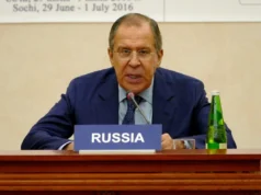 Лавров и Аракчи за ситуацијата во Иран: Само дипломатијата може да ја заврши кризата