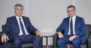 Мицкоски на средби со премиерите на Косово и Хрватска во Њујорк