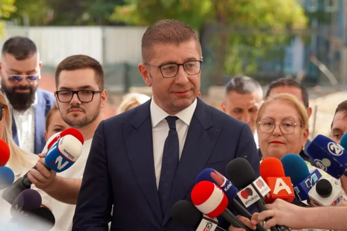 mickoski-vo-karpos-4