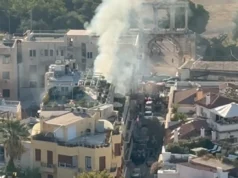 (Видео) Две лица загинаа, четворица се исчезнати во експлозијата што урна зграда во центарот на Атина