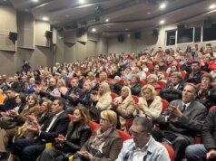 Дали храната и суплементите што се рекламираат на интернет се безбедни? Дискусија во Кисела Вода