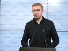 (Видео) Мицкоски прогласи убедлива победа во Брвеница: „Разликата е над 4 спрема 1, на први ноември одиме на вкупна победа“