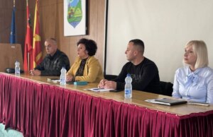 Градоначалничката на Општина Кисела Вода на работна средба со претставници на куќните совети и заедниците на станари
