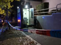 (Видео) Терористички напад пред израелската амбасада во Белград, напаѓачот е убиен – прогласено „црвено“ ниво на опасност