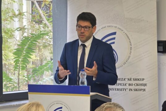 Ферати учествуваше на панел-дискусија на тема „Охридскиот рамковен договор и генерацијата што не чека: 25 години зад нас, 25 години пред нас“
