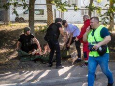 Масакр во Украина, руски дрон удри во луѓе што чекале воз – најмалку 13 загинати