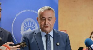 Со години наплаќале двојно за прегледи на пациентите, тројца вработени во ФЗО и двајца во приватна болница под истрага