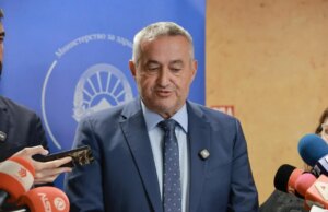 Со години наплаќале двојно за прегледи на пациентите, тројца вработени во ФЗО и двајца во приватна болница под истрага