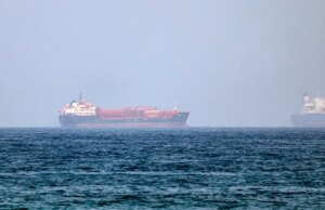 Хутите нападнаа седиште на нафтен гигант, брод потона во Ормутскиот теснец