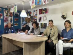 (Фото) Стаменкоска Трајкоска на терен во Црниче: Директниот разговор со граѓаните носи најдобри решенија