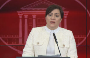 Димитриеска-Кочоска: Продолжена мерката за понизок ДДВ за дизелот и намалена акциза до 2 ноември
