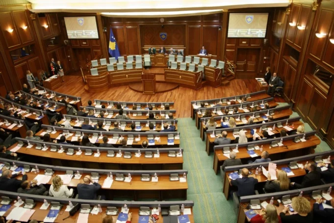 epa-kosovo-parlament-10310452-1
