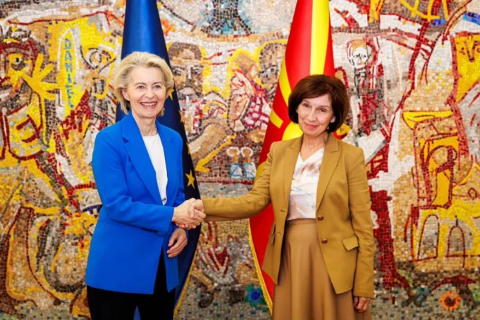 siljanovska-i-ursula-fon-der-laen-foto-1-10-1