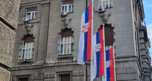 Утре избори во Србија: 6,45 милиони гласачи, 18 листи и 8.392 избирачки места